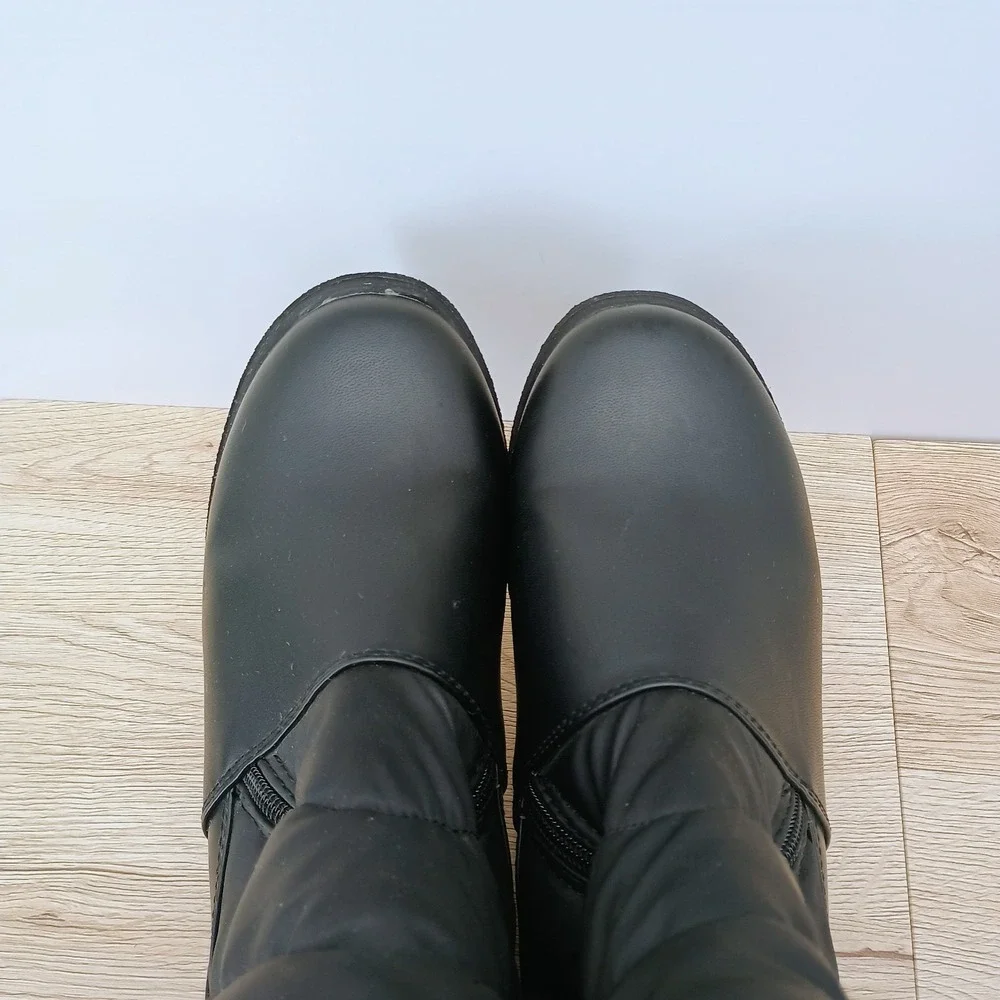 Totes Womens 8M Black Faux Fur Lined Winter Snow Boots Waterproof Double Zip